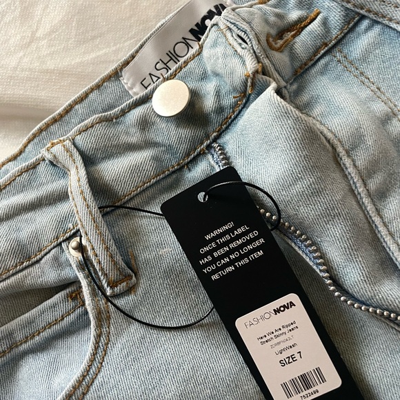 Brand new Fashion Nova stretch skinny jeans - Picture 8 of 8